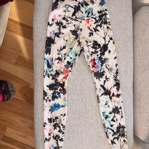Nike Multicolor Abstract Leggings